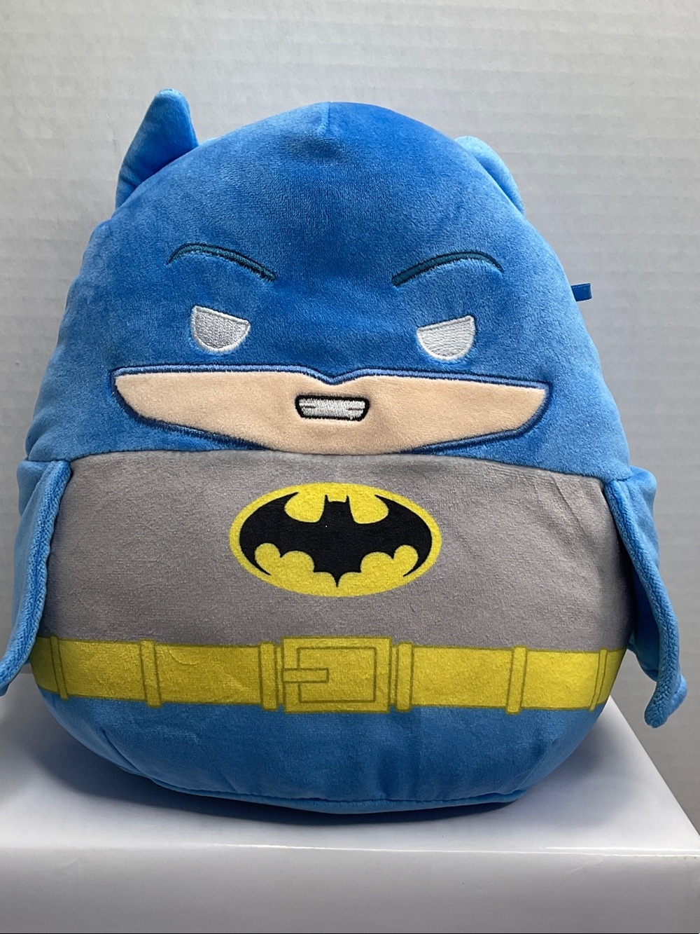 DC Comics Blue Batman Plush with Yellow Logo and Belt (47)